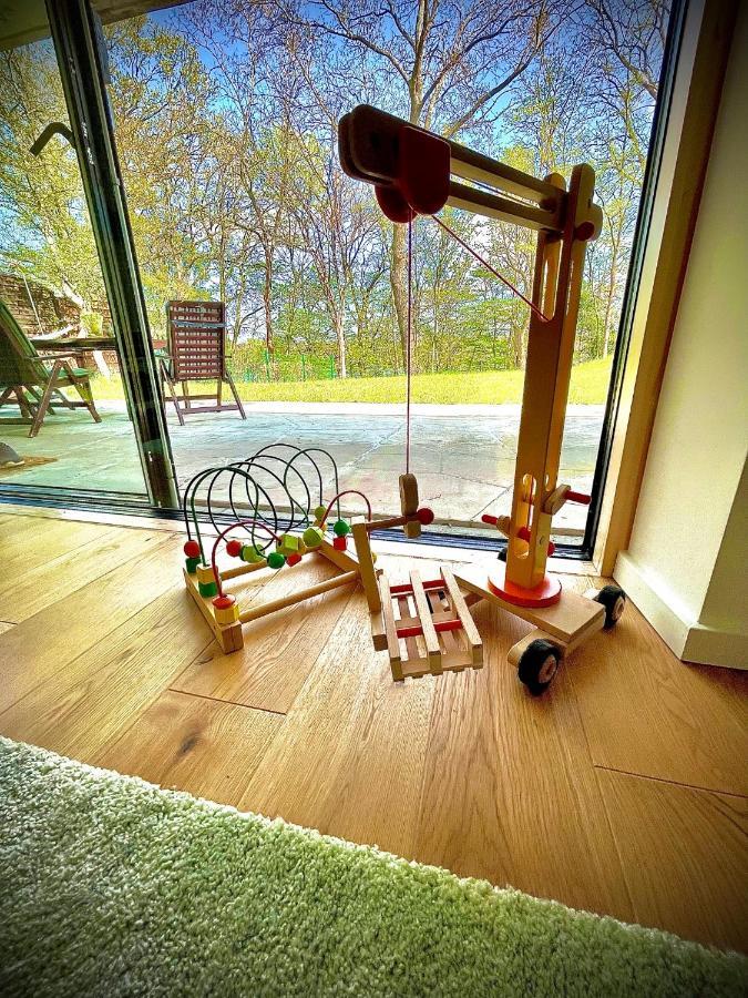 100M2 Fewo Im Haus Am See Mit Garten Bei Potsdam シュヴィーローゼー エクステリア 写真